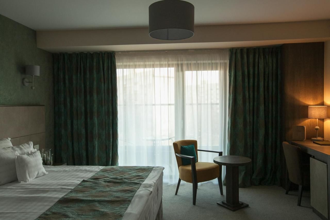 Отель Victoria Bulevard Hotel Брашов