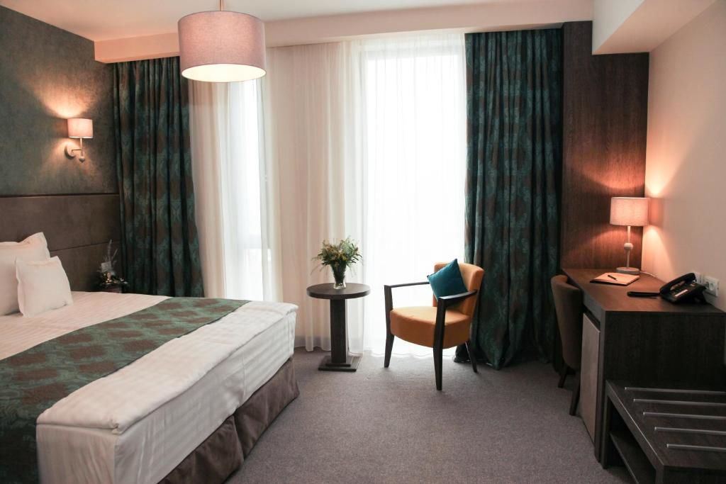Отель Victoria Bulevard Hotel Брашов
